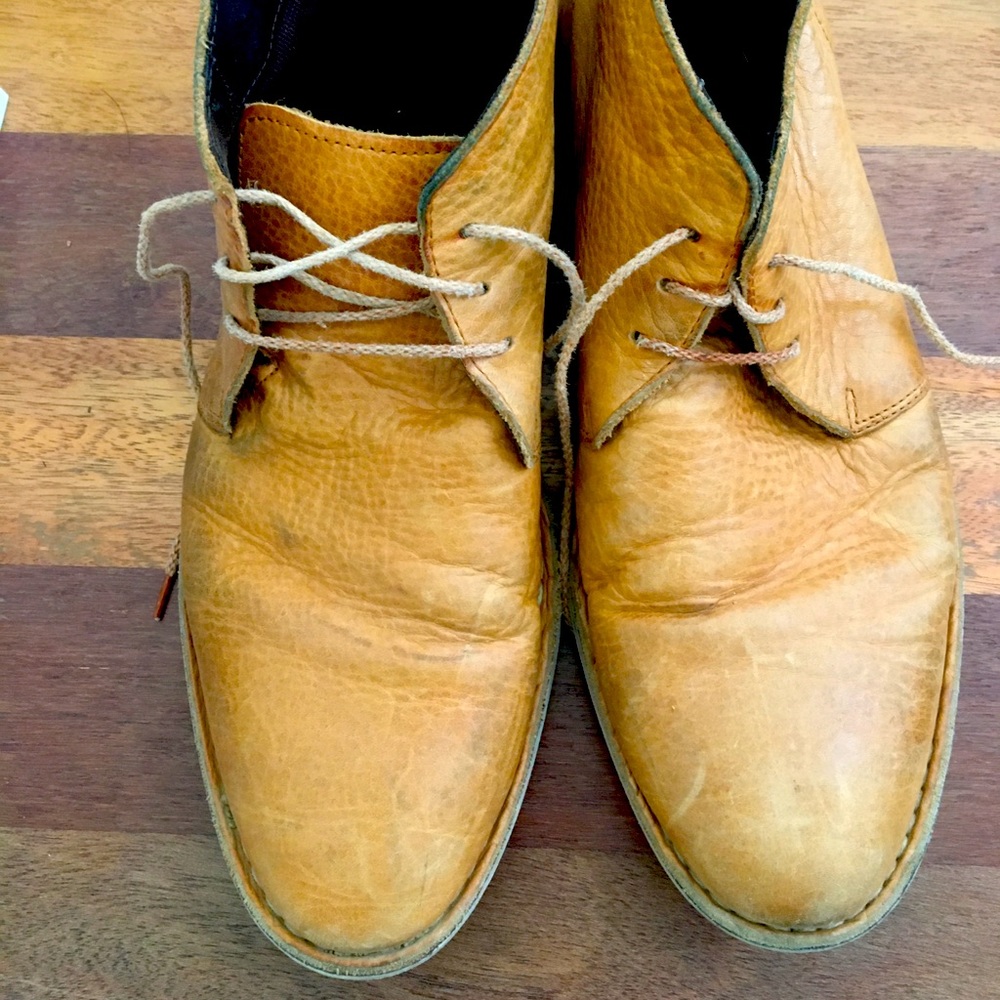 Cole haan chukka boots